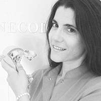 Miriam Al Adib Mendiri